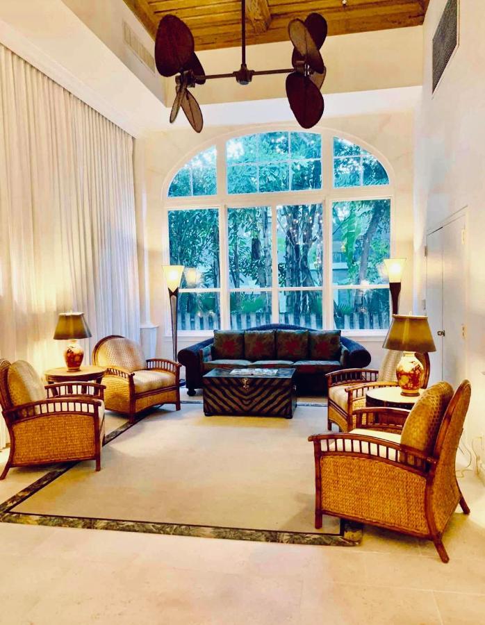 Cozy Studio In The Heart Of The Palm Beach Island - Free Valet Service Ngoại thất bức ảnh