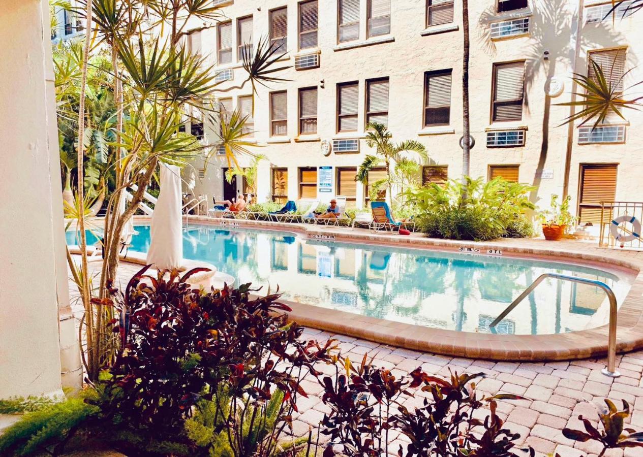 Cozy Studio In The Heart Of The Palm Beach Island - Free Valet Service Ngoại thất bức ảnh